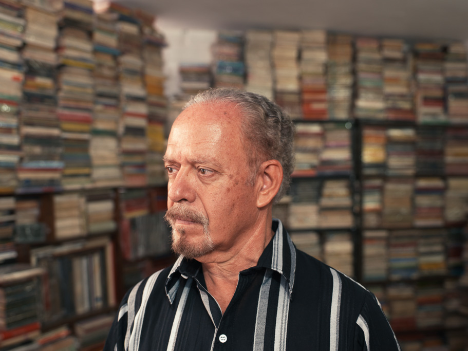 Photo Colombian poet Raúl Henao FT Weekend Magazine, 2012