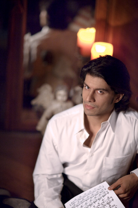 Photo Juan Carlos Echeverry, Colombian opera singer